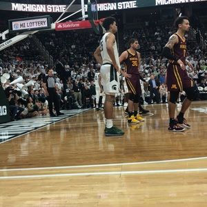 Meet your Posher, Connor